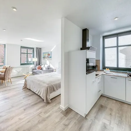 Haus Diana - Perlhuhn Waren (Müritz)